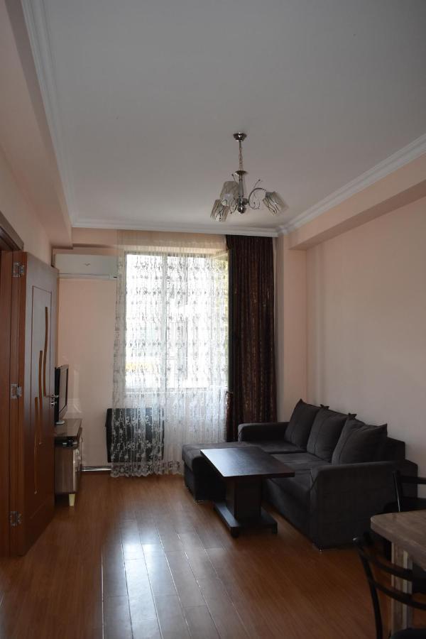באטומי Two Bedroom Apartment Subtropic City מראה חיצוני תמונה